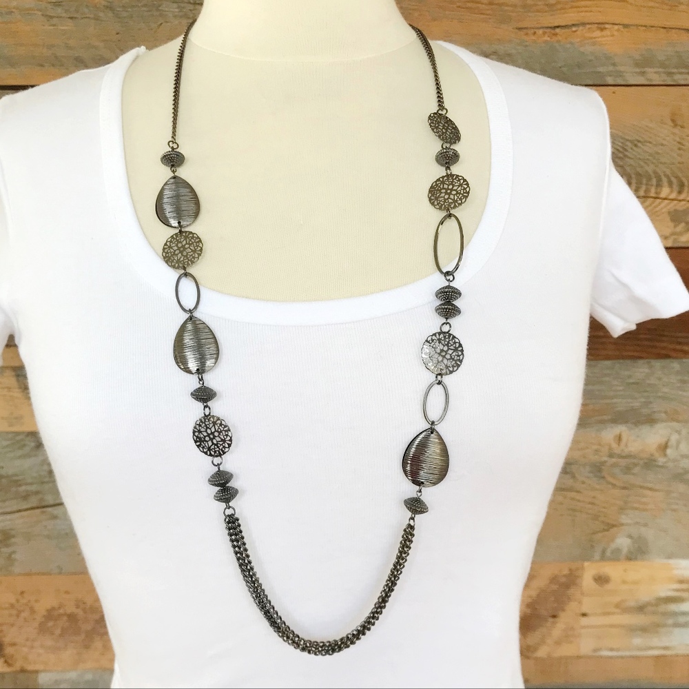 S&K Signature set of earrings & necklace